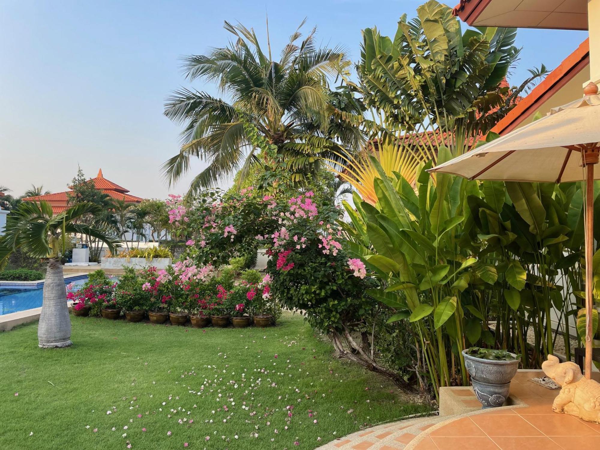 Bougainvillea Villa *