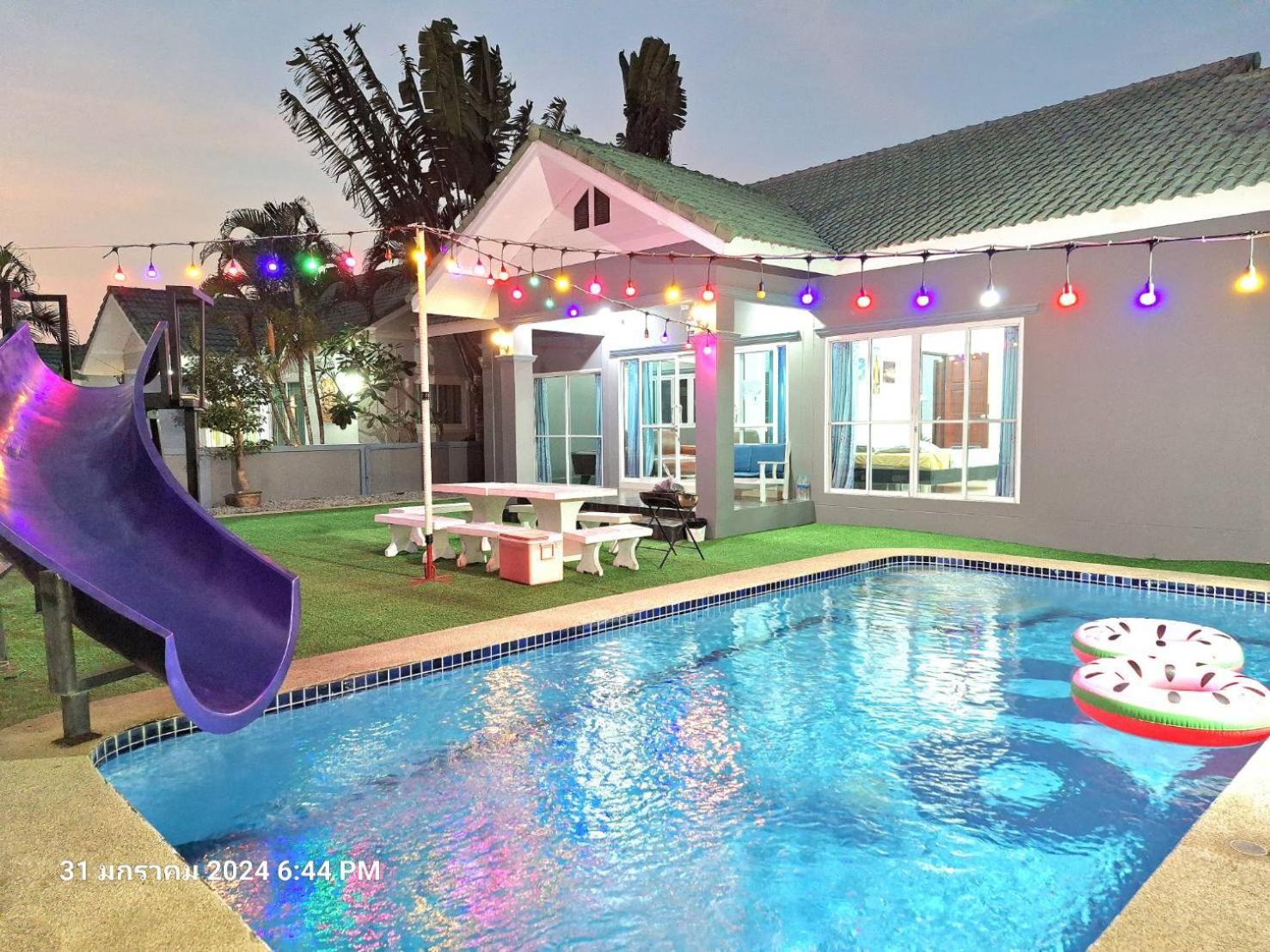 Miami Hua-hin Private Pool From Beach 8km Villa *