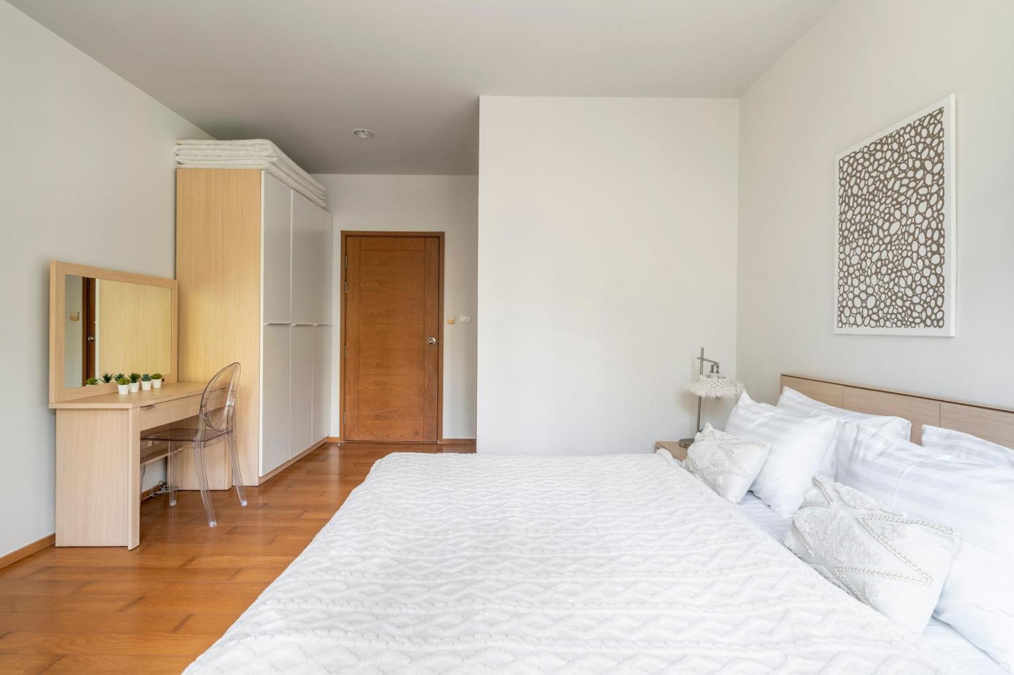 Seaview & Beachfront 2br Hua Hin