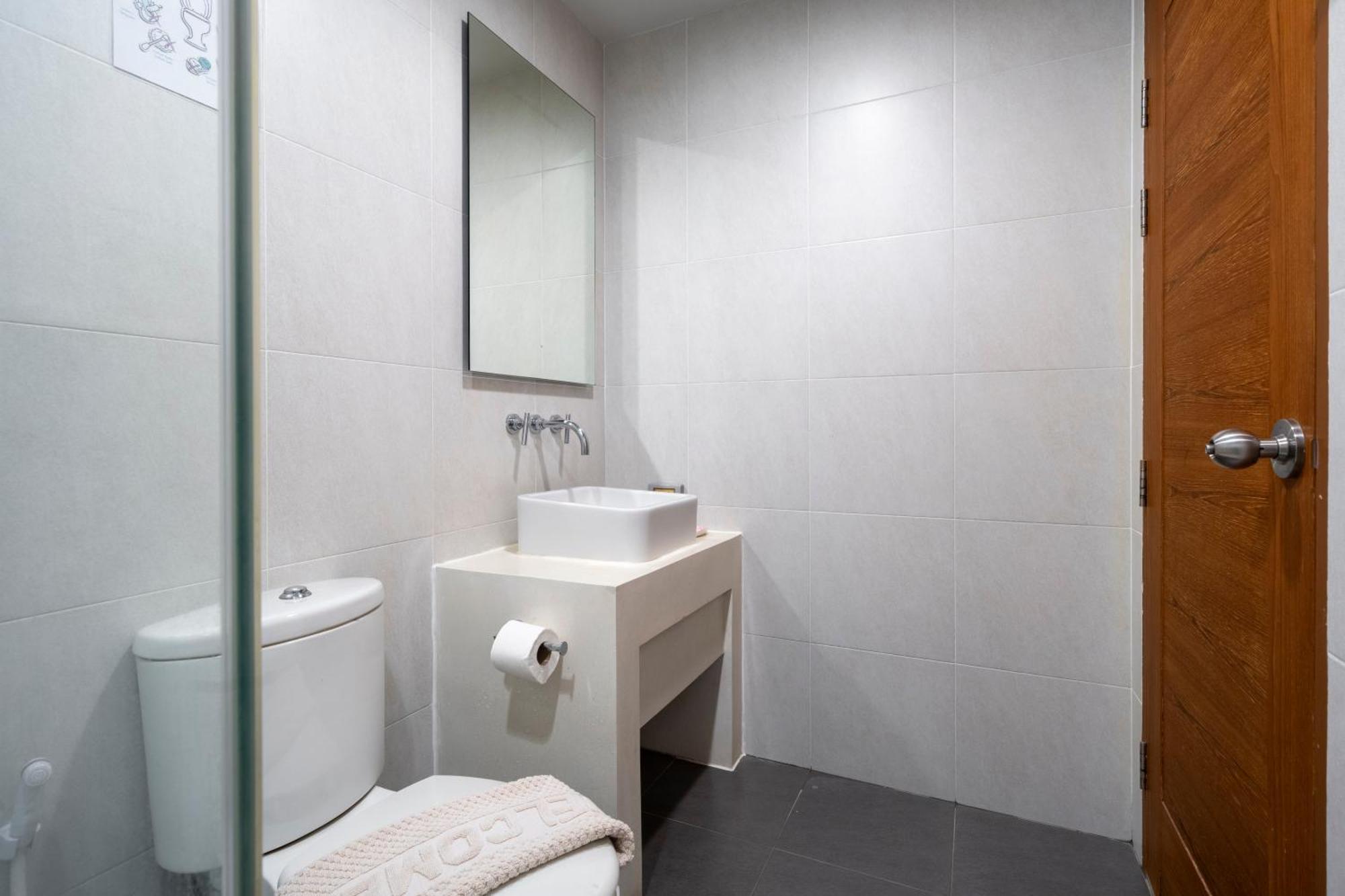 Apartment Seaview & Beachfront 2br Hua Hin