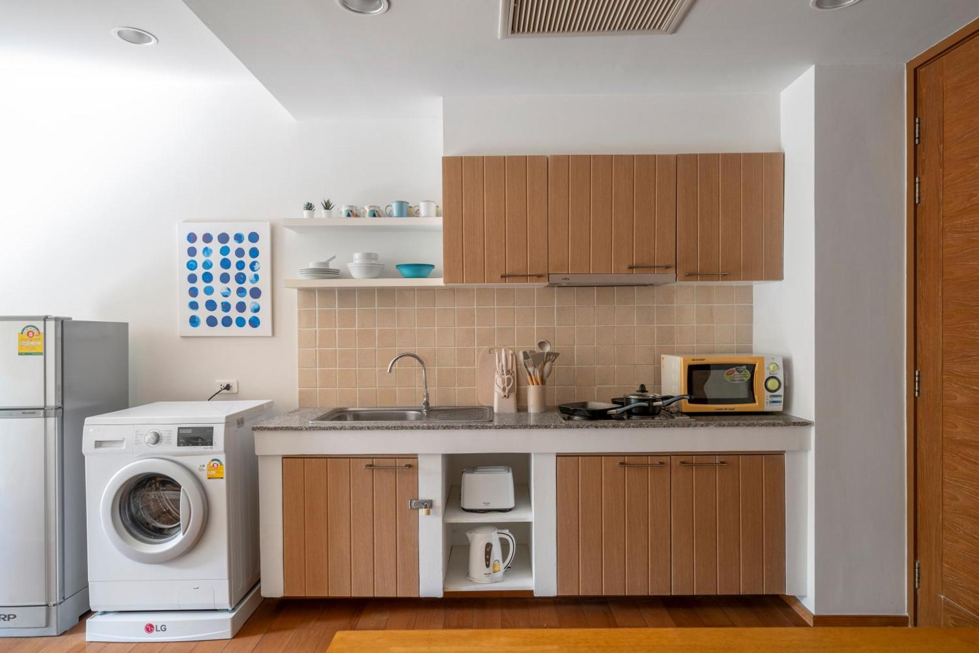 Apartment Seaview & Beachfront 2br *