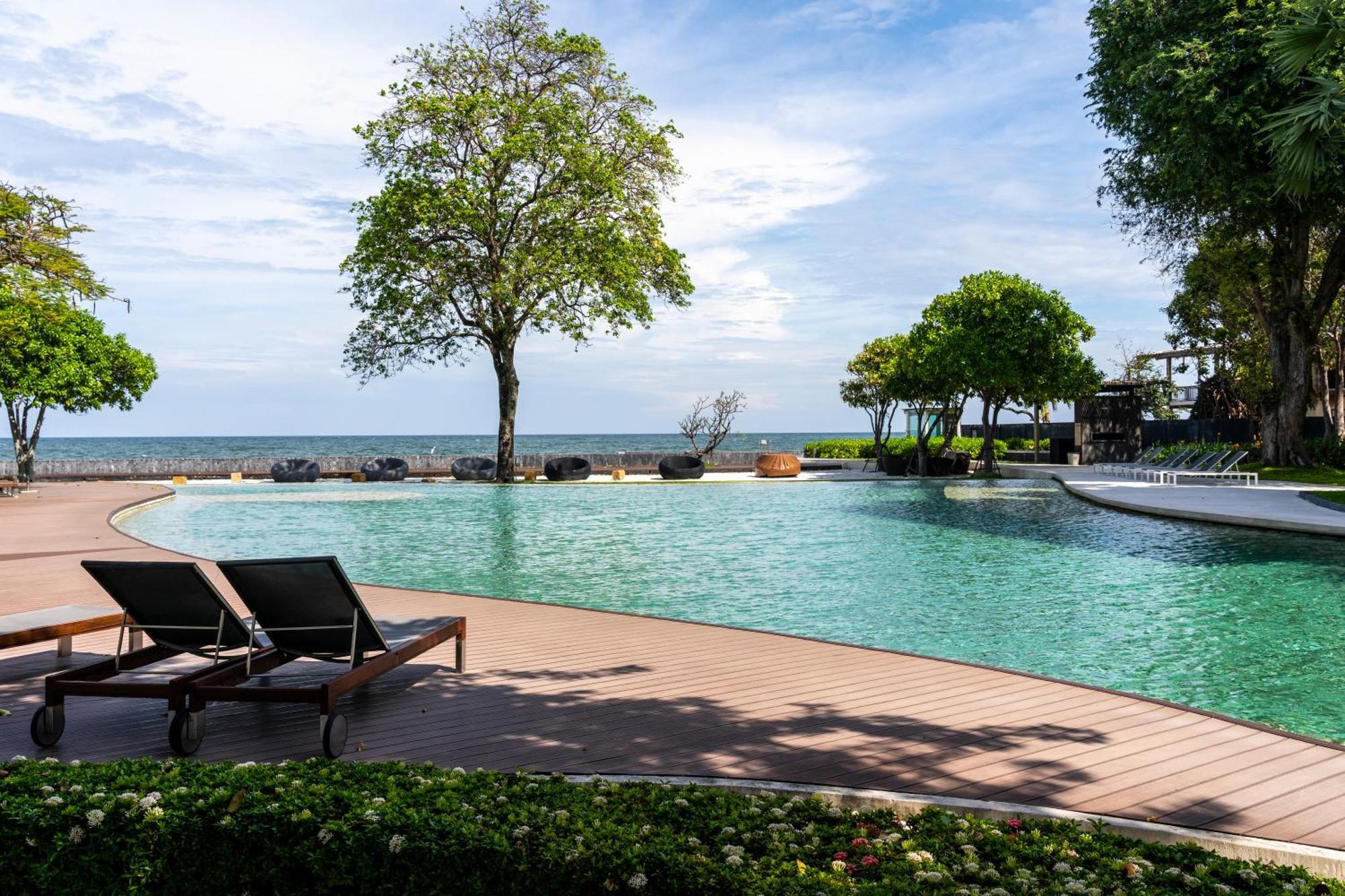 Seaview & Beachfront 2br Apartment Hua Hin
