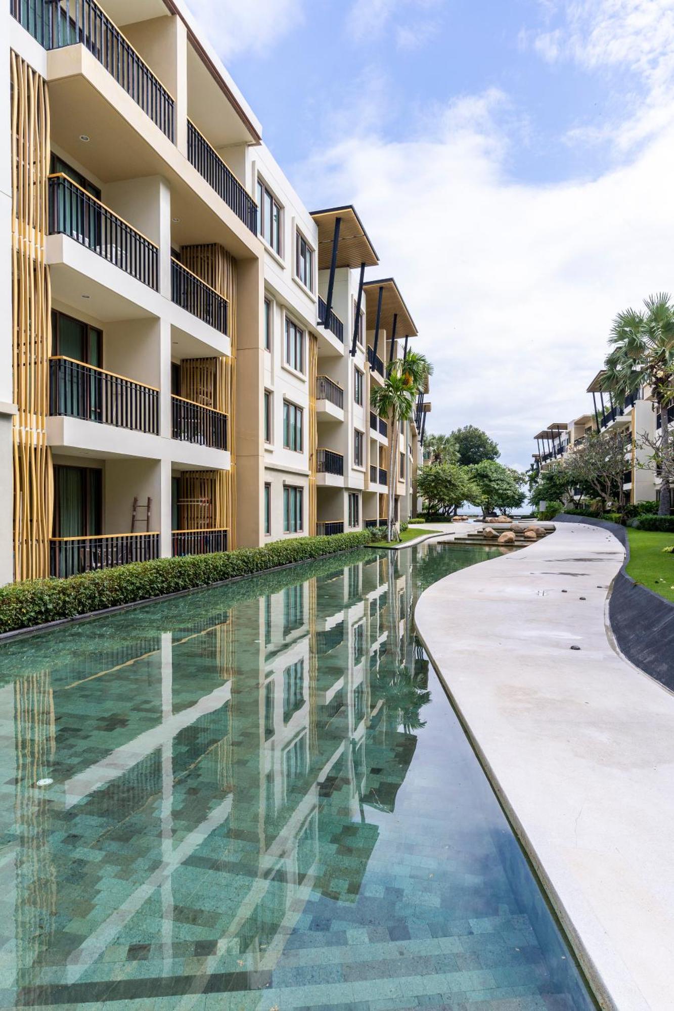 Apartment Seaview & Beachfront 2br Hua Hin