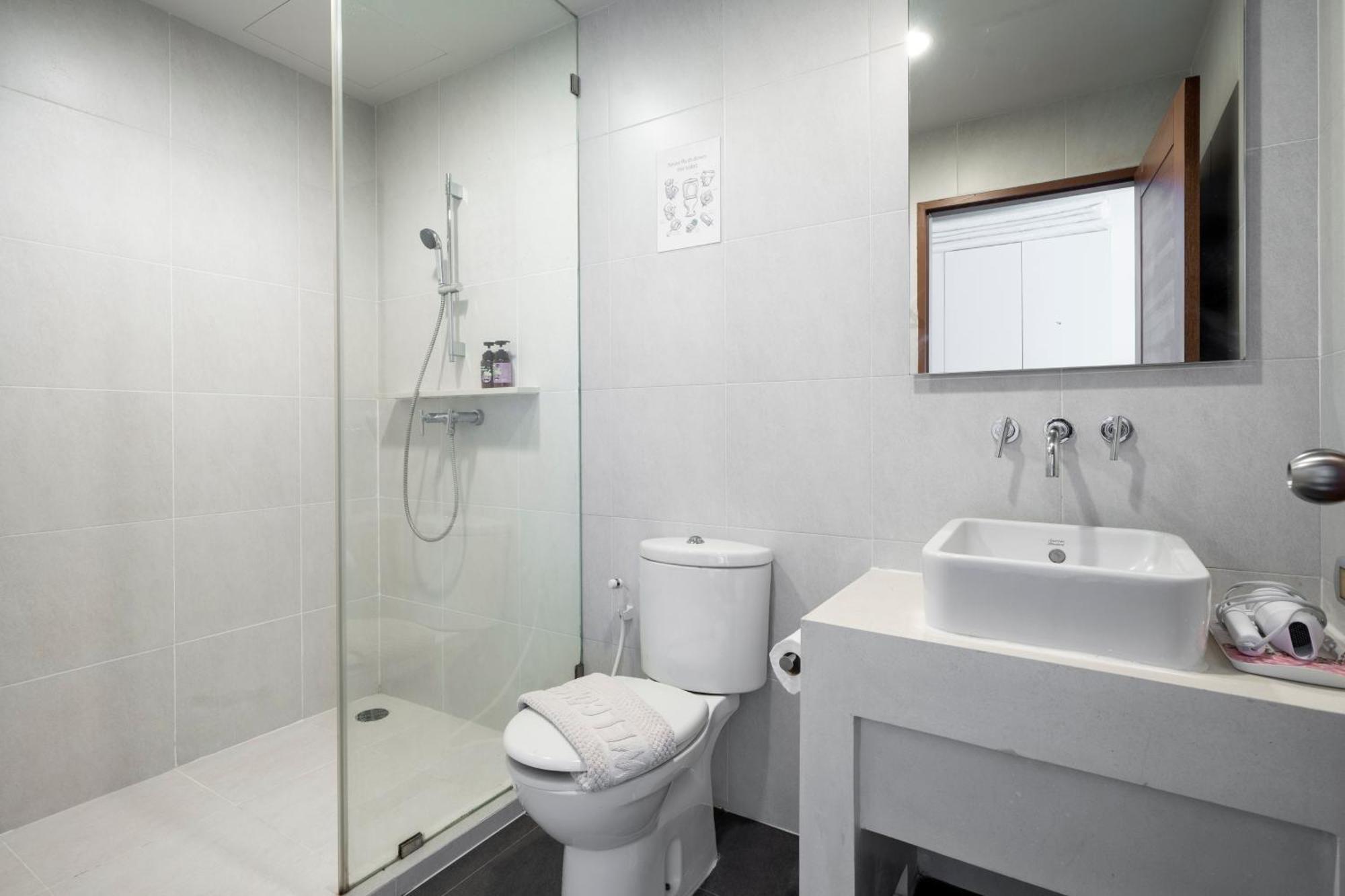 Apartment Seaview & Beachfront 2br Hua Hin