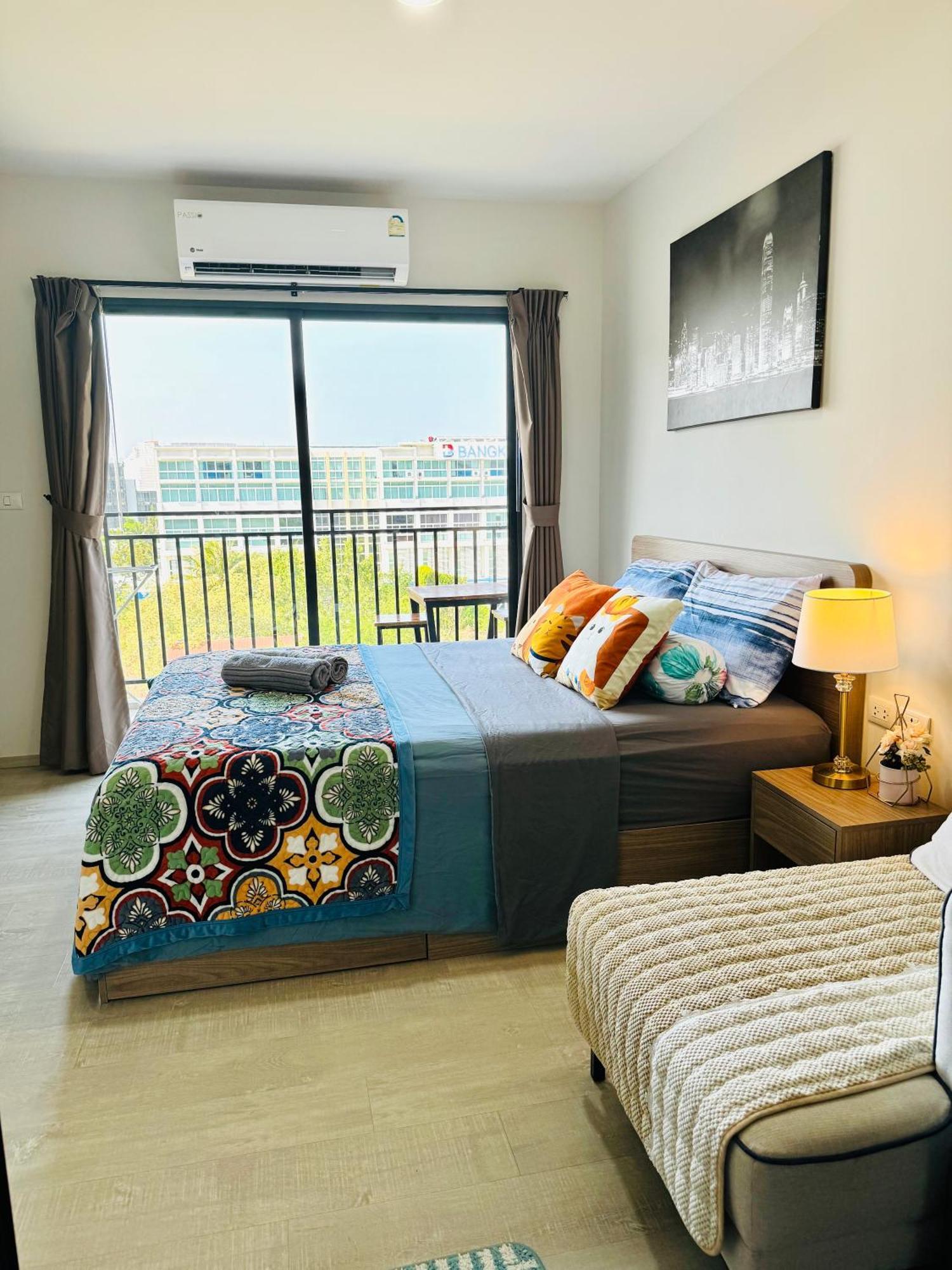 La Casita Quiet, Bright With View Netflix Vip #2 HHQ