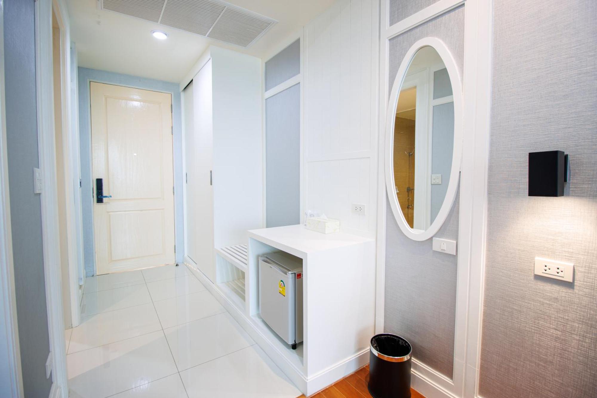 Sea Sun By Jc Kevin & Hotel 4*