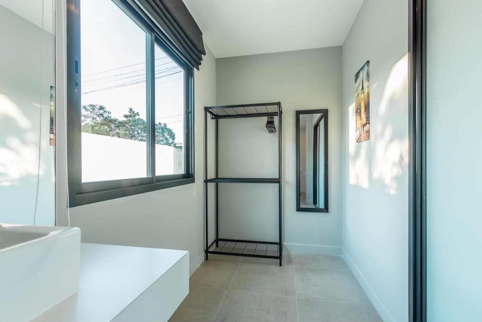 Modern Enjoy Pool Hua-hin Villa