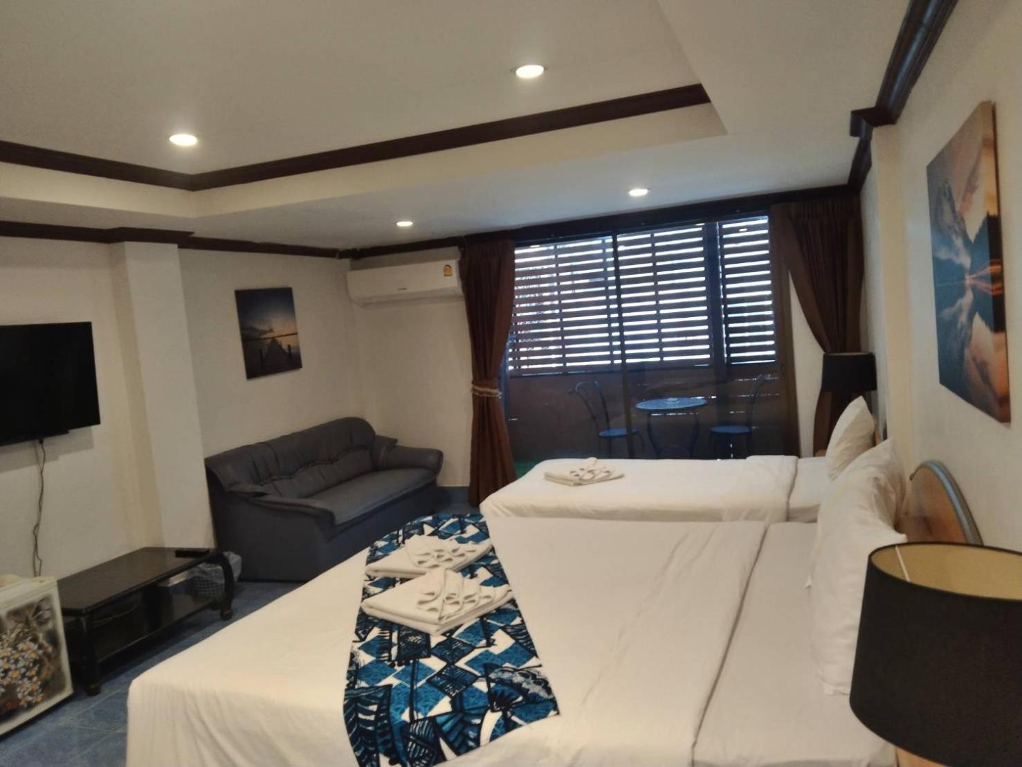 The L Hotel 3*