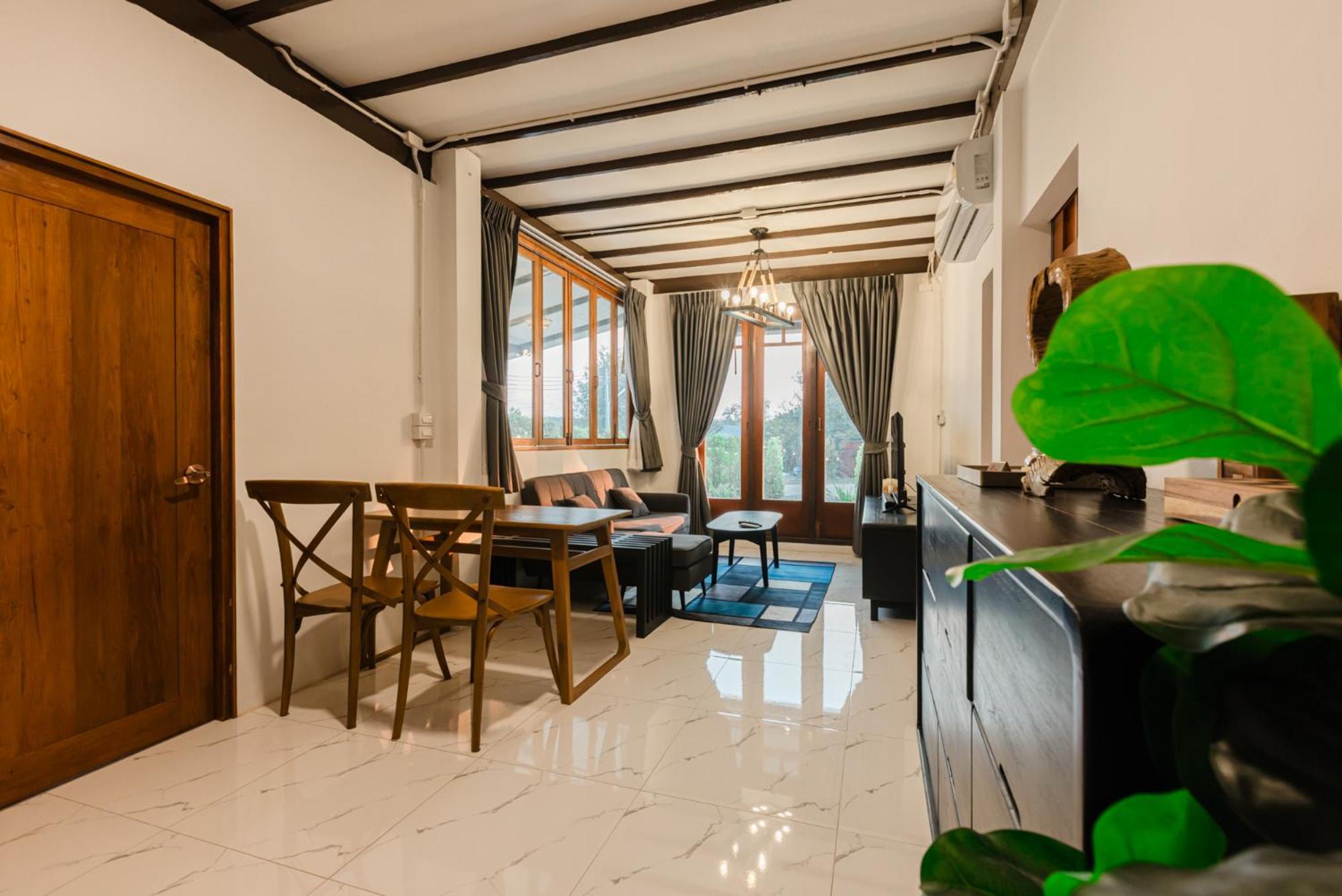 60s Town Resort Hua Hin