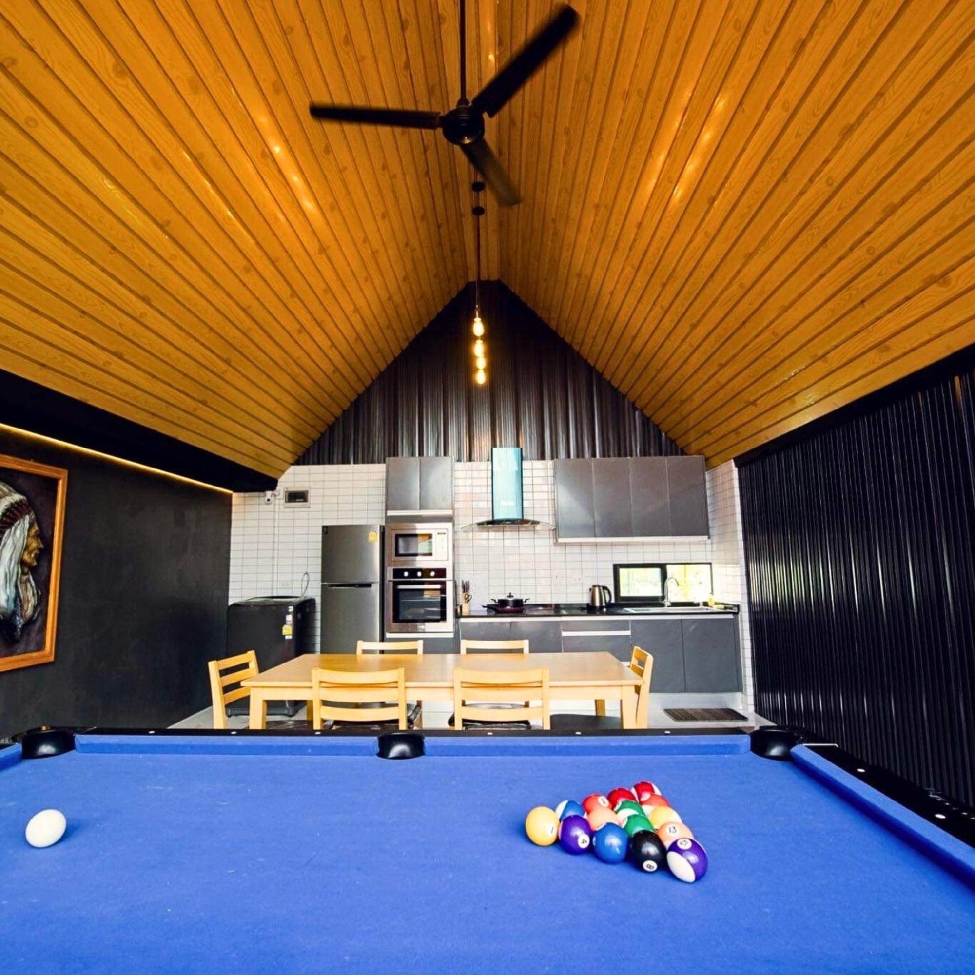 Np Pool Villa