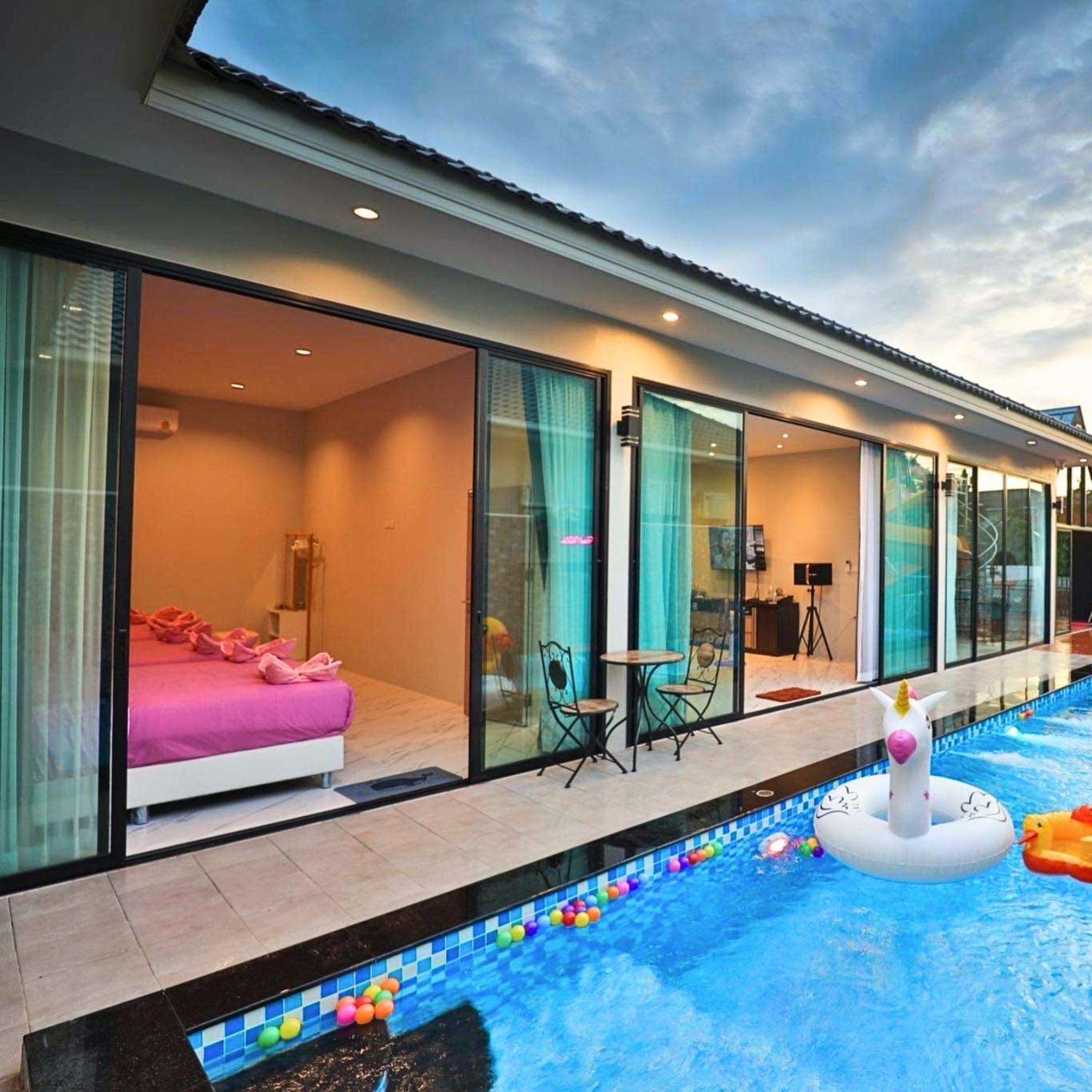 Np Pool * Hua Hin