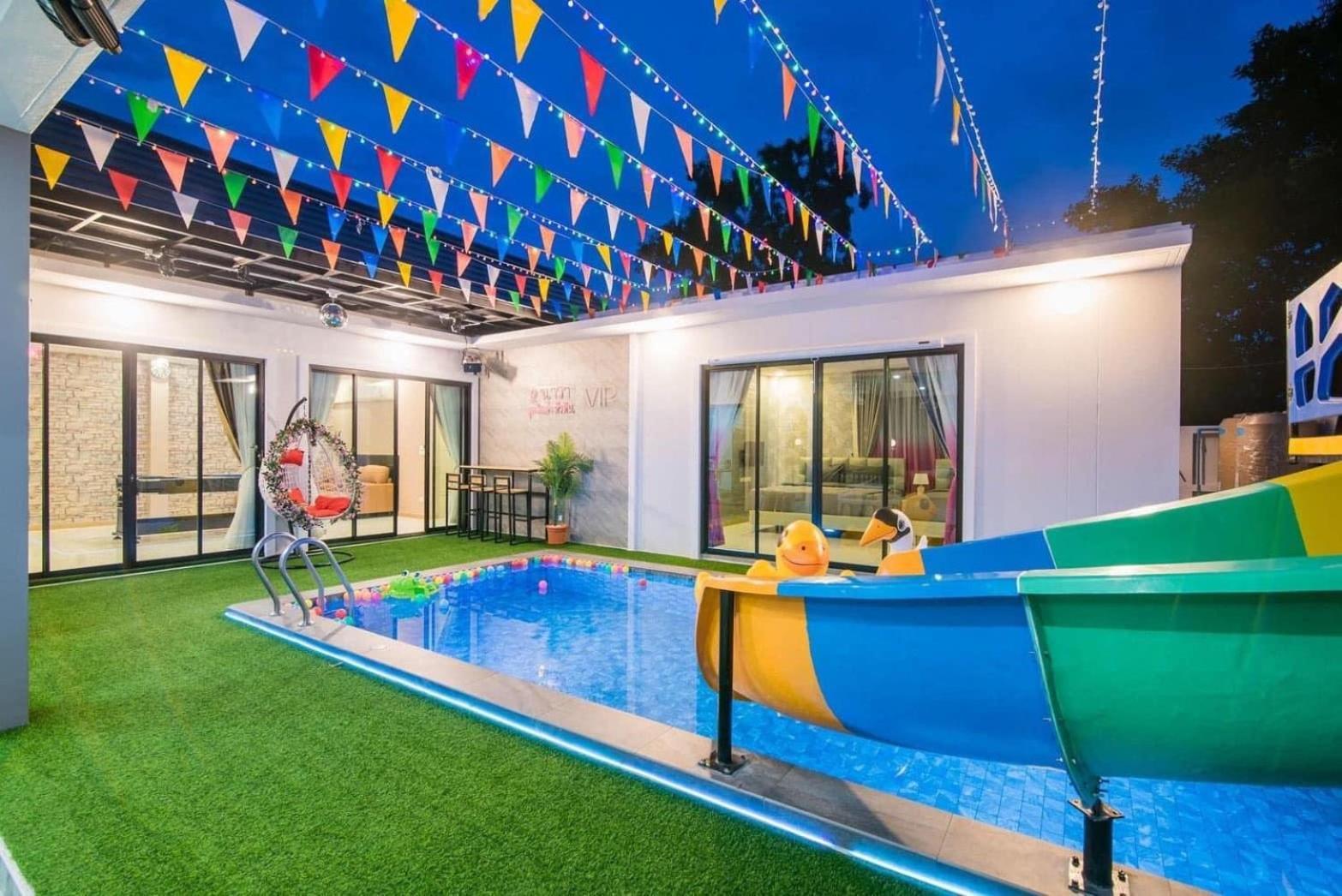 นาวาพูลวิลล่าหัวหิน Vip Hua Hin