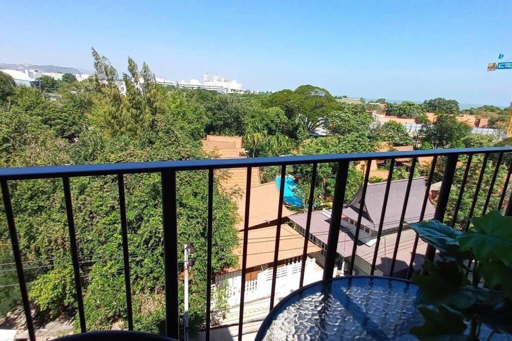 Lahabana Seaview At Hua Hin