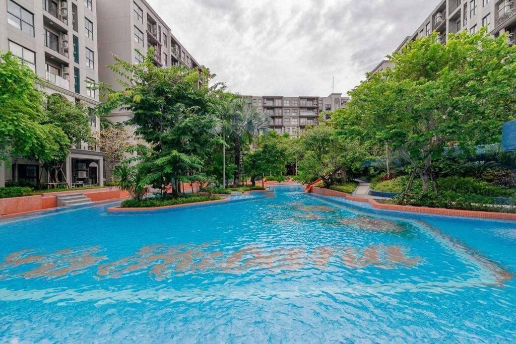 ชีวิตมีความสุข ที่ลาฮาบานา กับวิวที่ยอดเยี่ยม 1ห้องนอน Apartment *