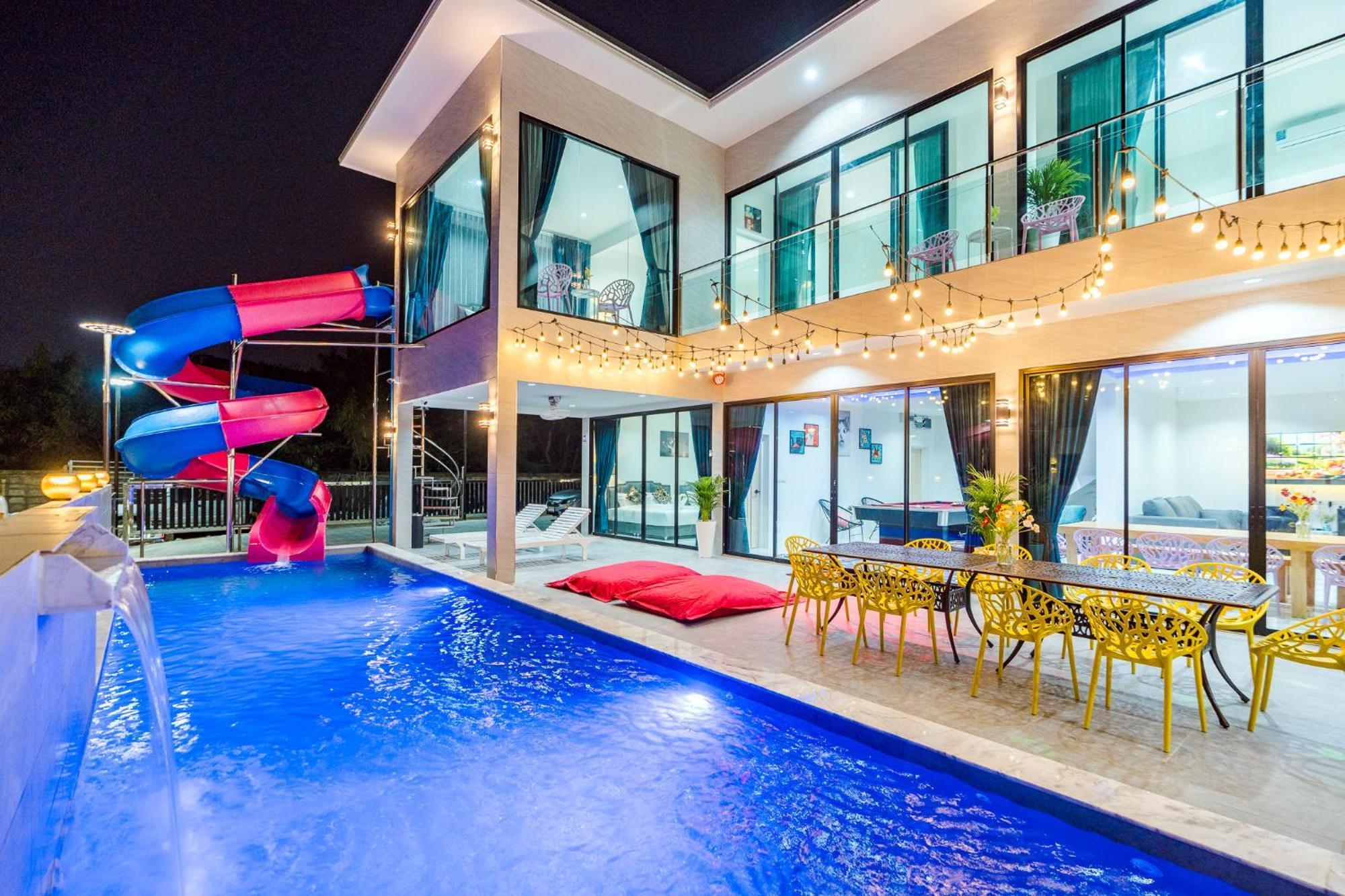 Villa U Too!! Poolvilla *