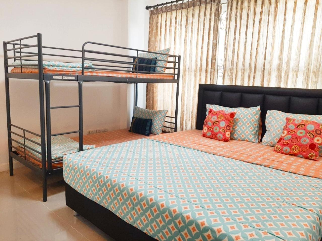 Villa Bean Rachni Villa: Traditional Thai Retreat In Hua Hin
