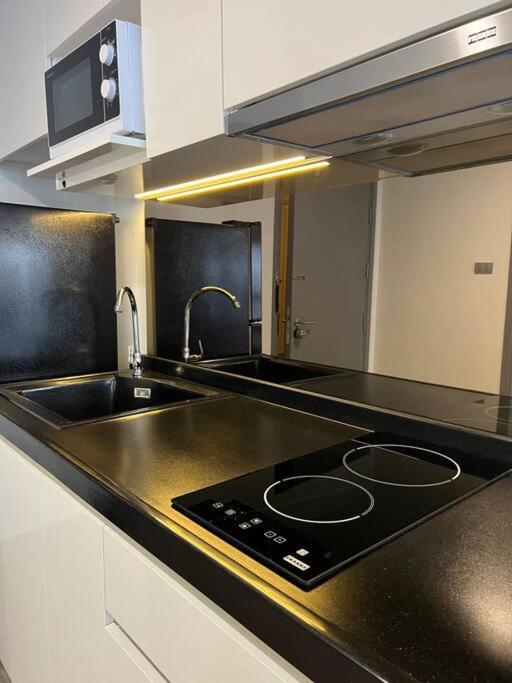Dusit D2 W /mountain View Apartment Hua Hin