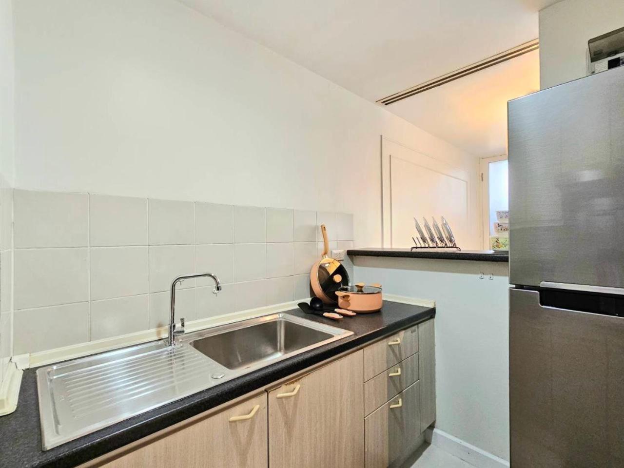 Apartment Baan Sansaran Excellent On The With A Large Territory And Swimming Pools. HHQ