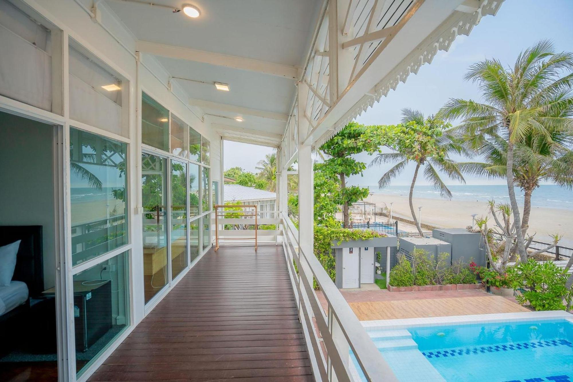 Villa Bayside 19 Beachfront Poolvilla *