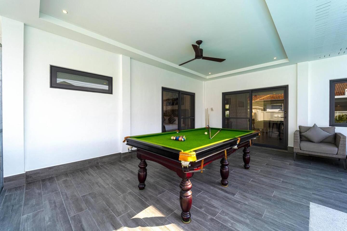 Villa Modern 3 Bedroom Private Pool Ml7