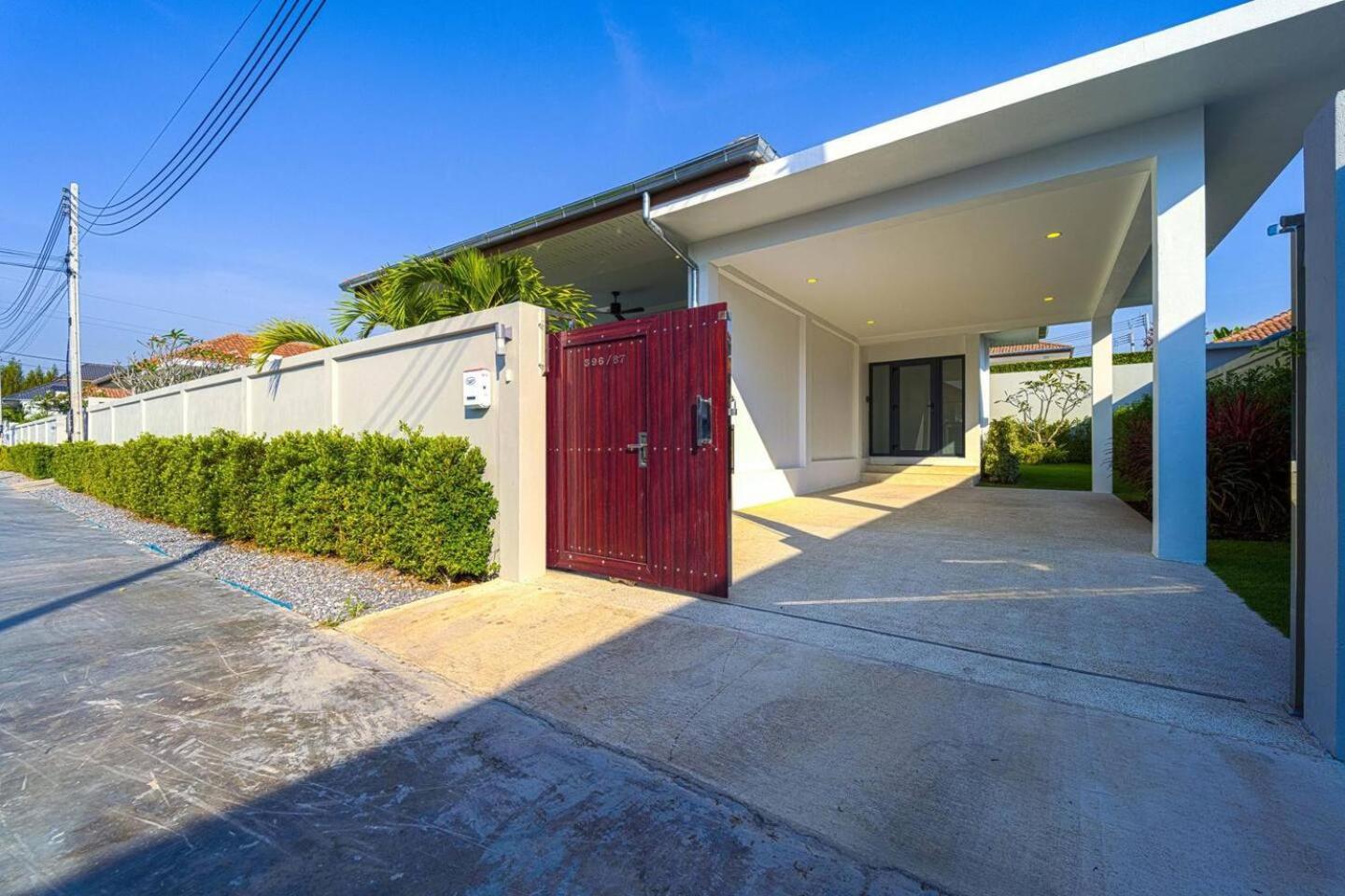 Villa Modern 3 Bedroom Private Pool Ml7