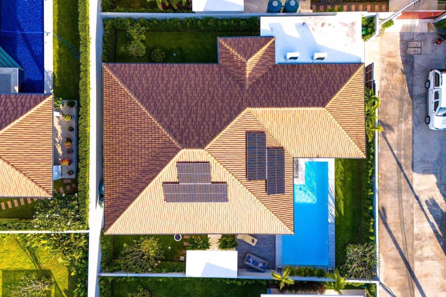 Modern 3 Bedroom Private Pool Ml7 Villa