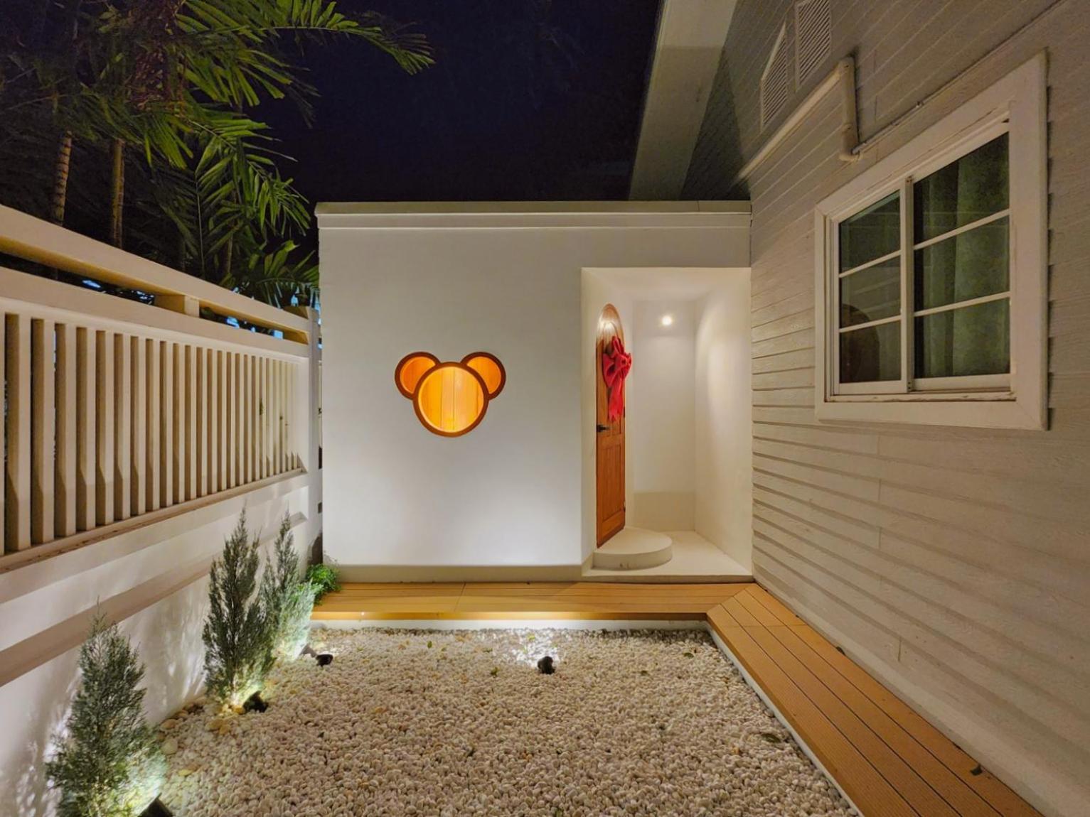 Baan Casita With Private Seaside Hua Hin