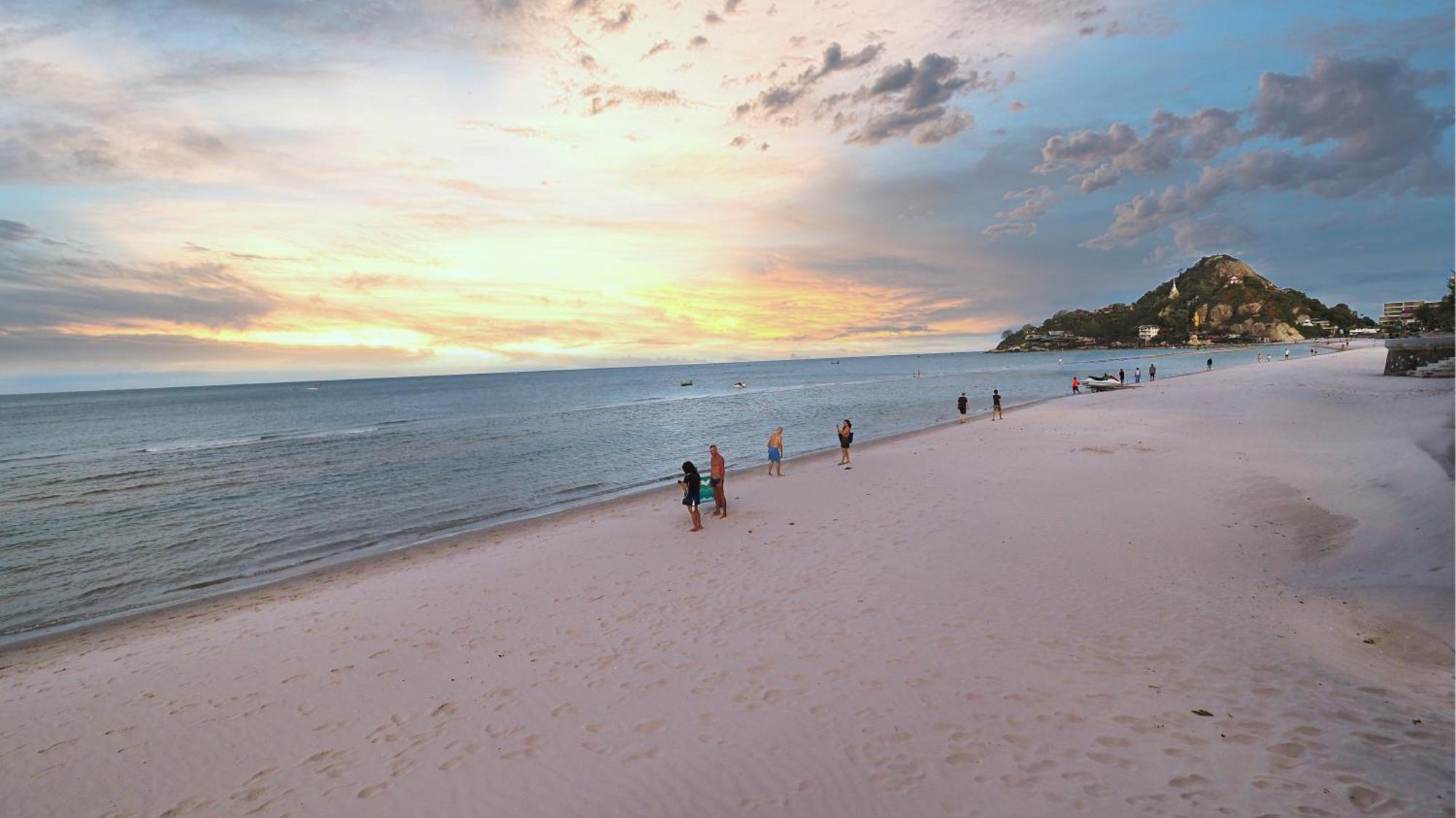 Baan Casita With Private Seaside Hua Hin