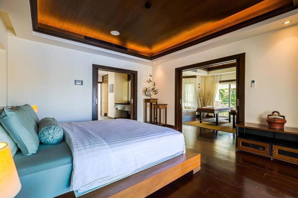 7 Bedrooms Mansion On The Golf Course! Jb2 * Hua Hin