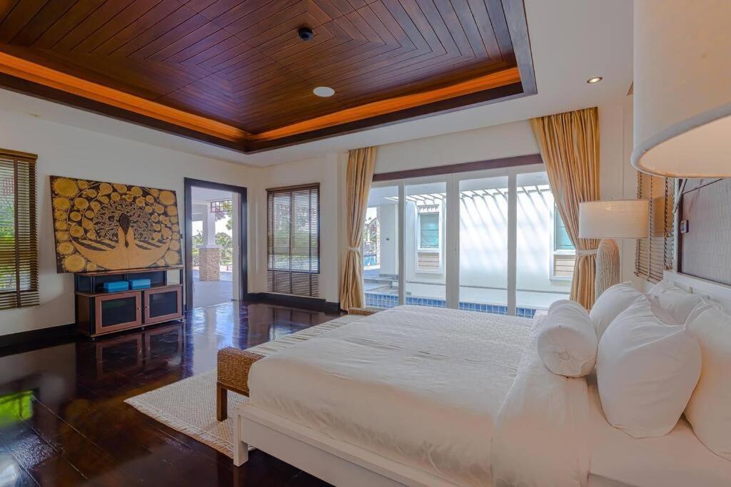 7 Bedrooms Mansion On The Golf Course! Jb2 Villa Hua Hin