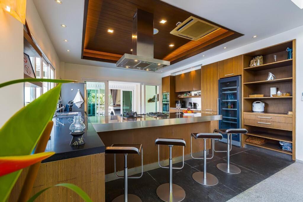 7 Bedrooms Mansion On The Golf Course! Jb2 * Hua Hin