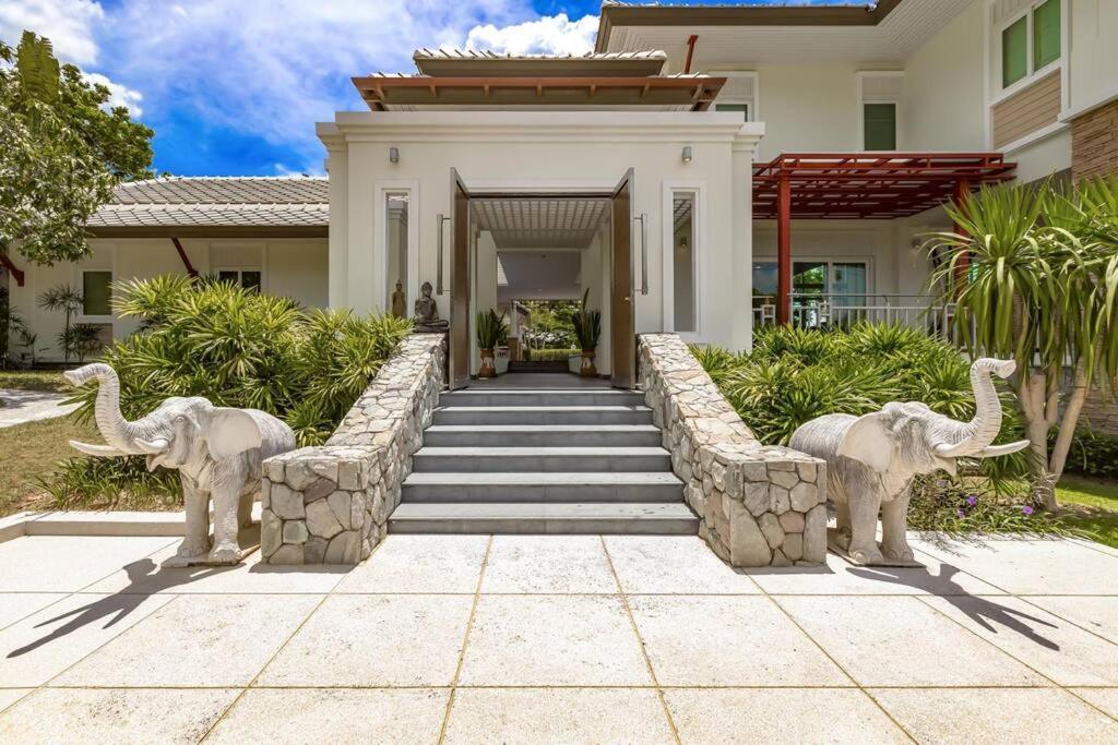 7 Bedrooms Mansion On The Golf Course! Jb2 Villa Hua Hin