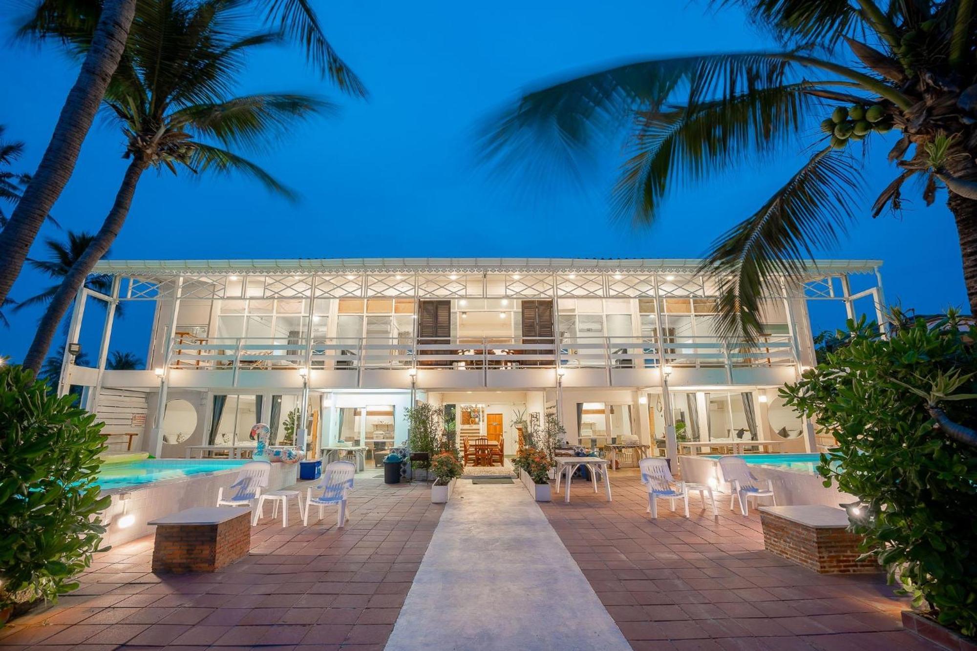 Bayside 19 Beachfront Poolvilla Hua Hin