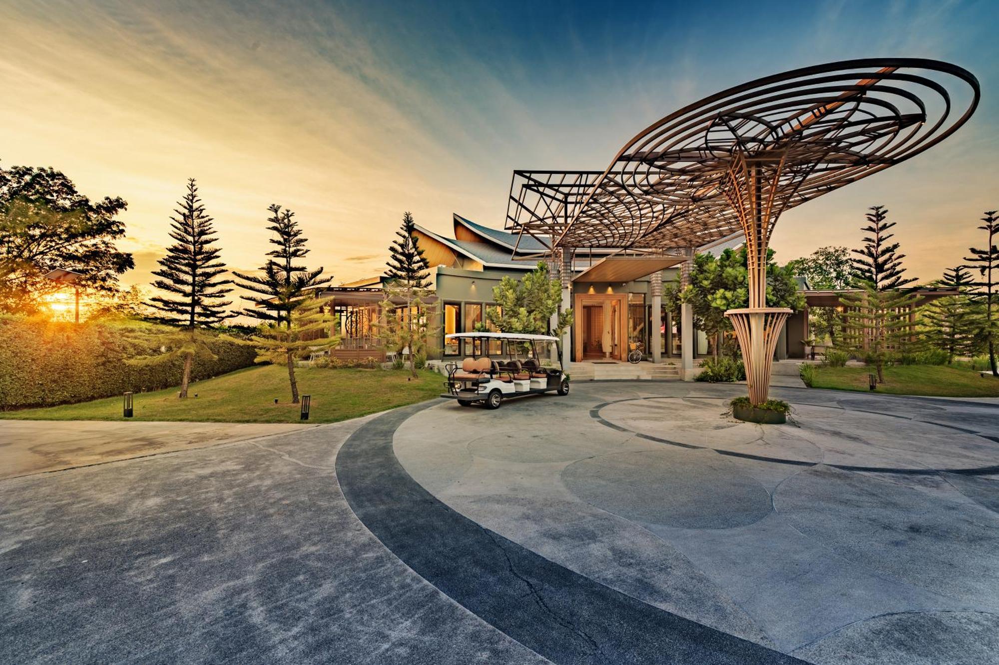 Hotel Phukalini Luxury Pool & Onsen Hua Hin