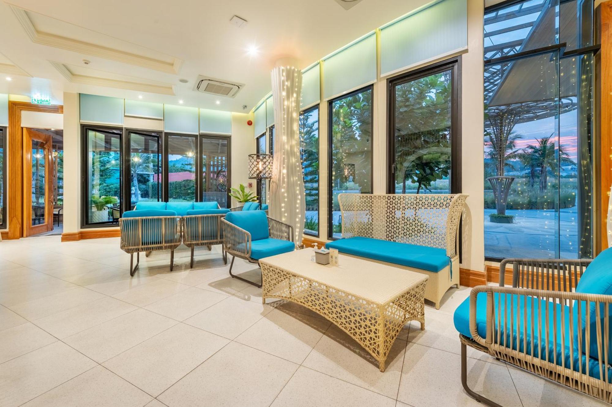 Phukalini Luxury Pool & Onsen 4*