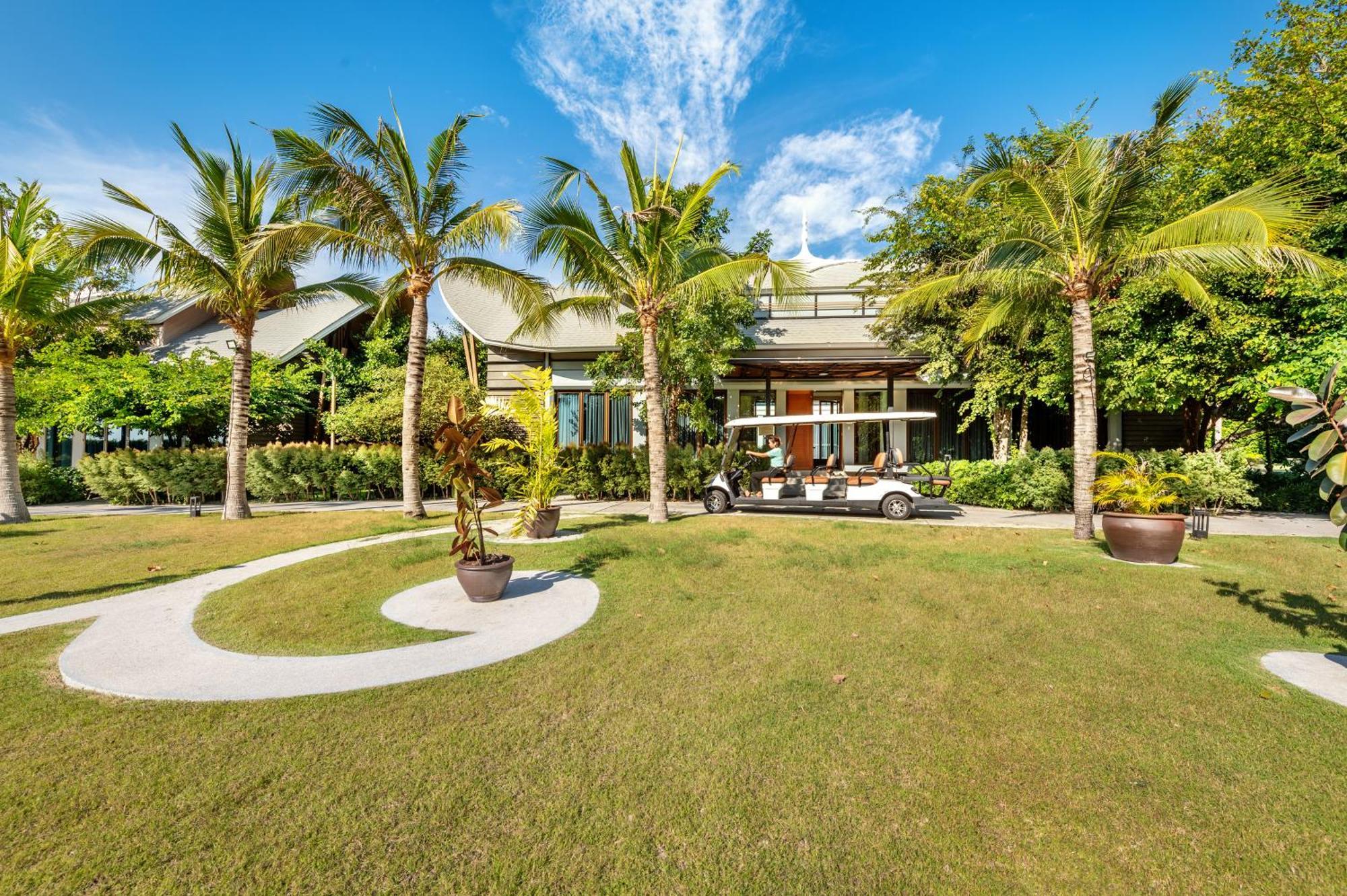 Phukalini Luxury Pool & Onsen Hua Hin