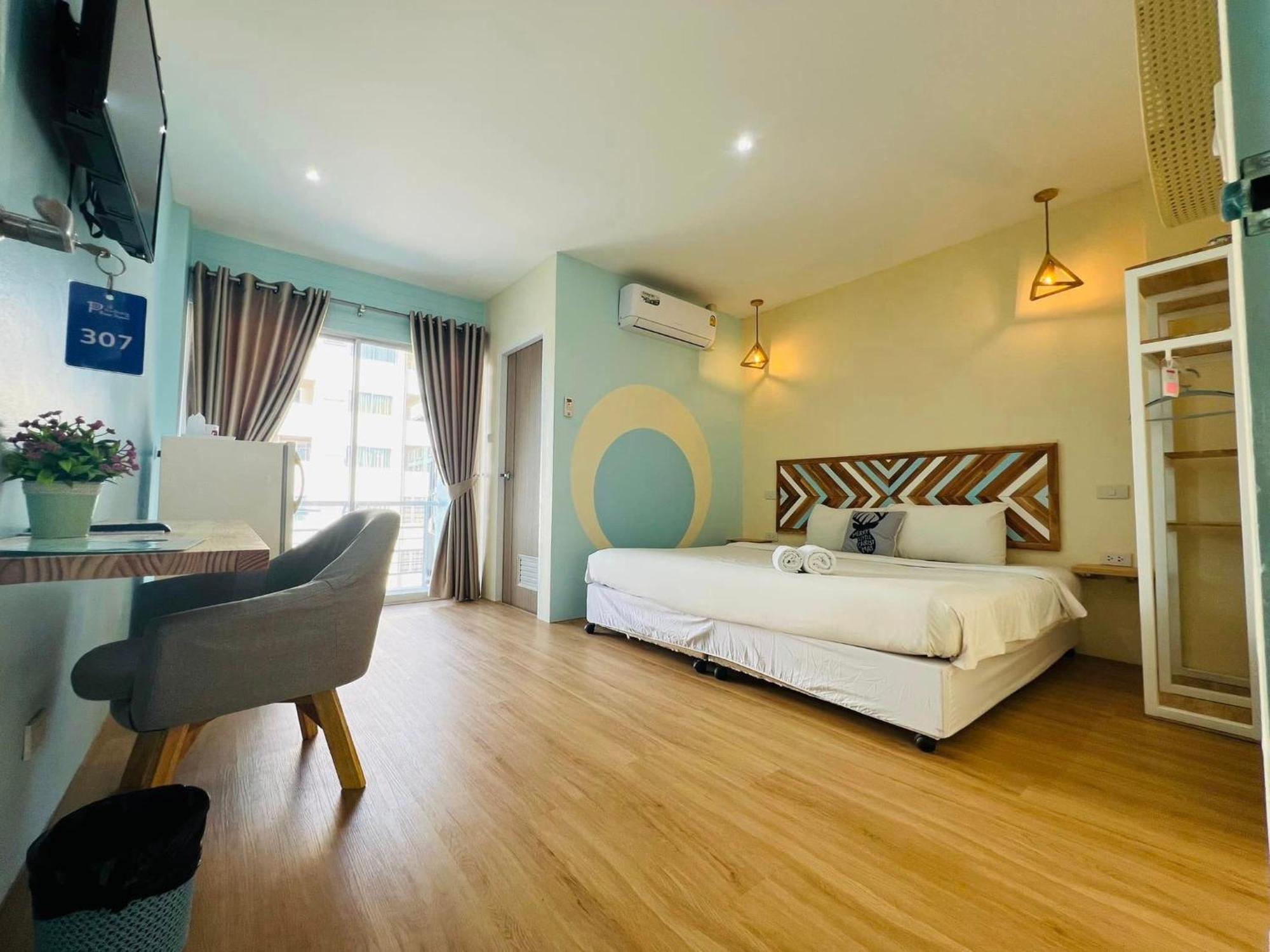 Castaway's 420 Hua Hin