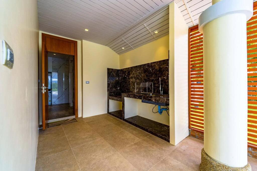 Biệt thự Luxury Mansion On Golf Course Bmg5 *