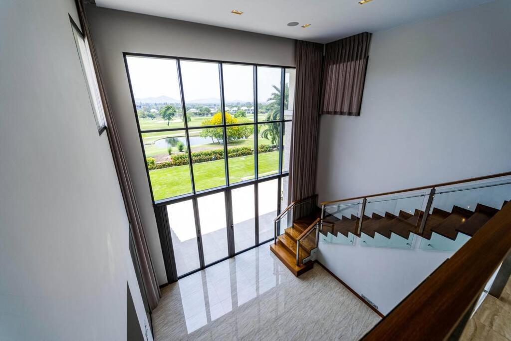 Luxury Mansion On Golf Course Bmg5 * Hua Hin