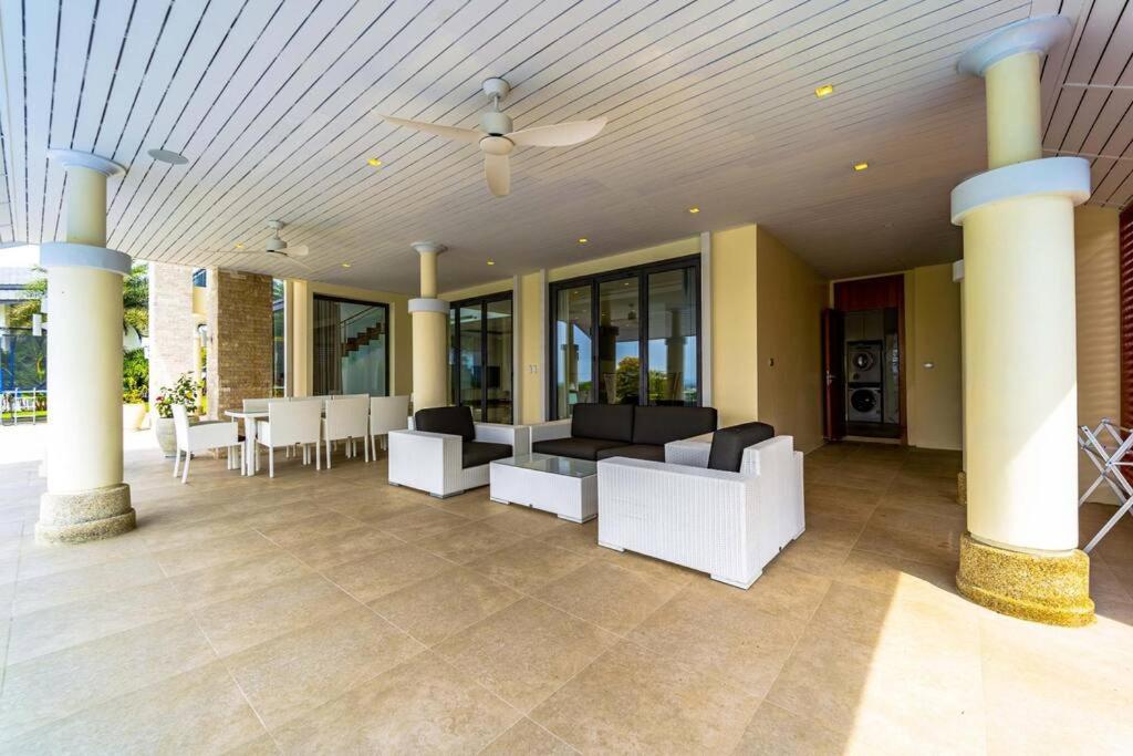 Luxury Mansion On Golf Course Bmg5 Biệt thự Hua Hin