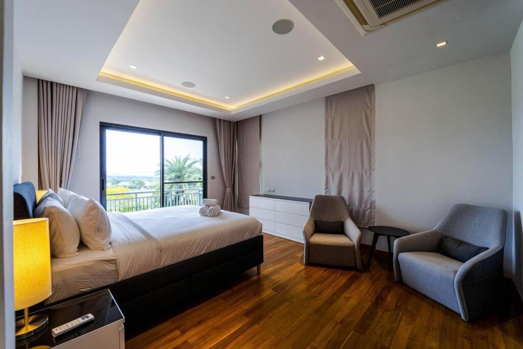 Luxury Mansion On Golf Course Bmg5 *
