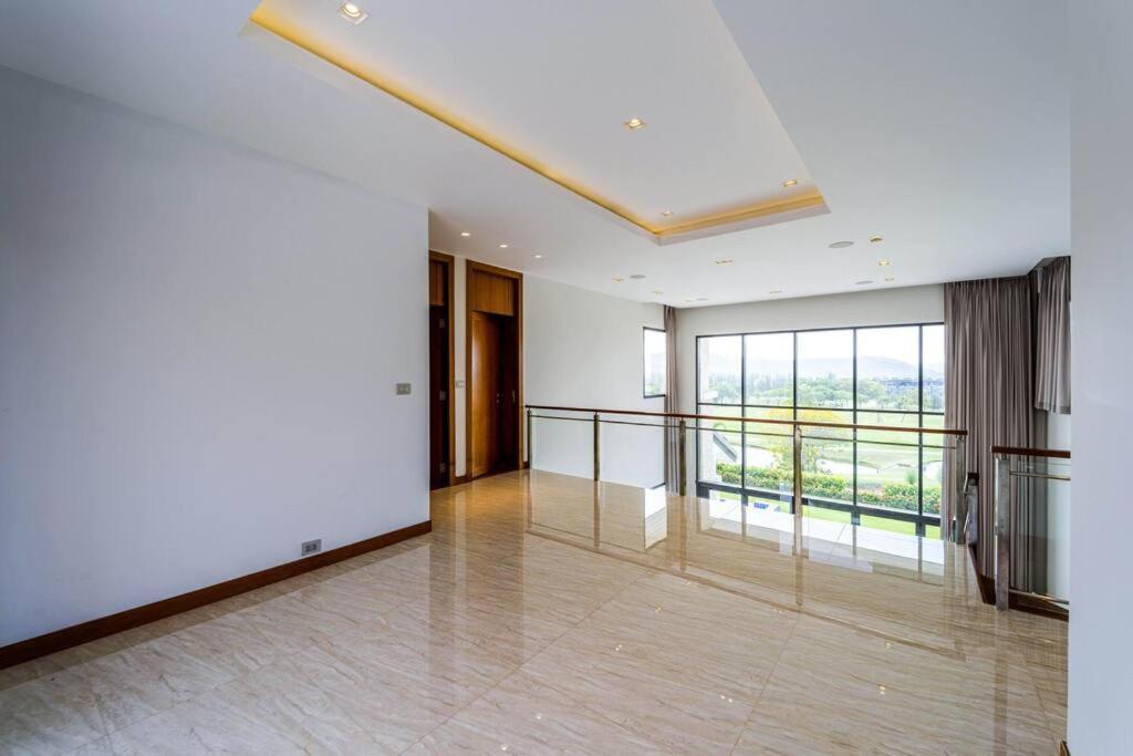 Luxury Mansion On Golf Course Bmg5 *