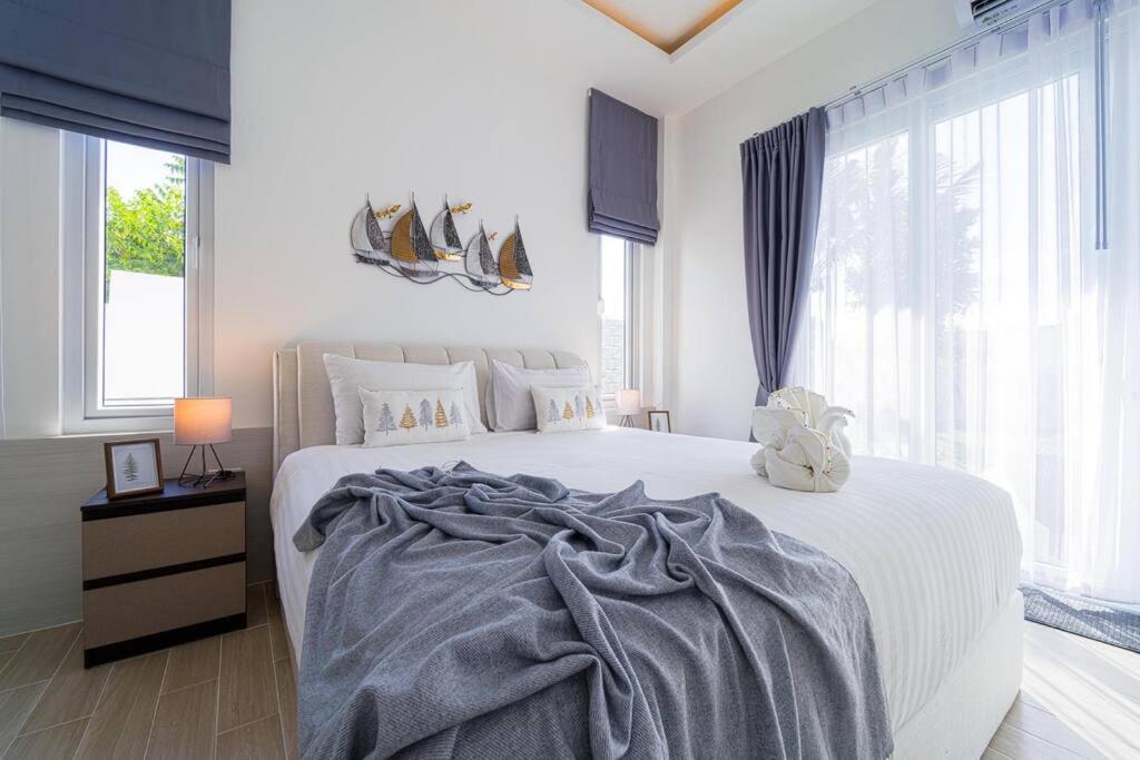 Private Modern 3 Bedroom Pool Villa! Av1 * Hua Hin