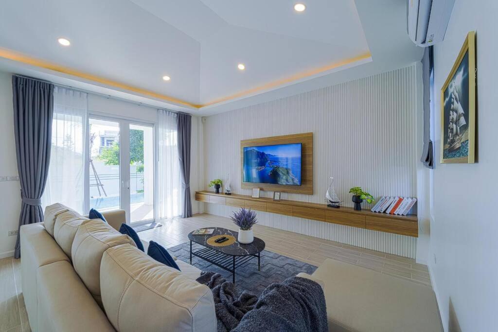 Private Modern 3 Bedroom Pool Villa! Av1 Pousada Hua Hin