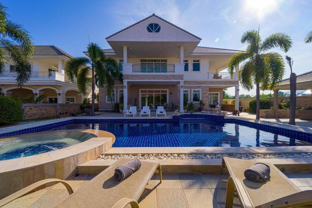 Luxurious 5-bedroom Private Pool Villa! Pv6 * Hua Hin