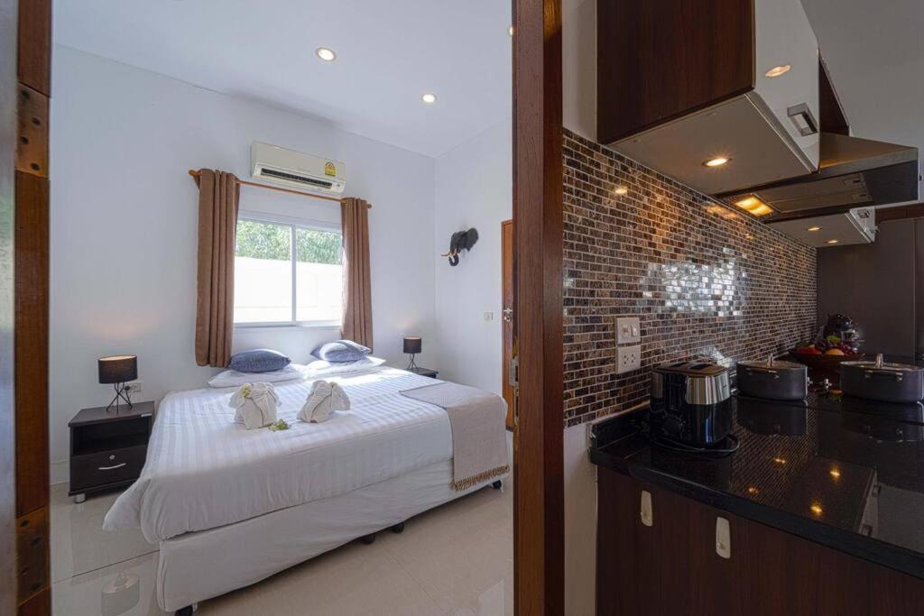 Luxurious 5-bedroom Private Pool Villa! Pv5 Hua Hin