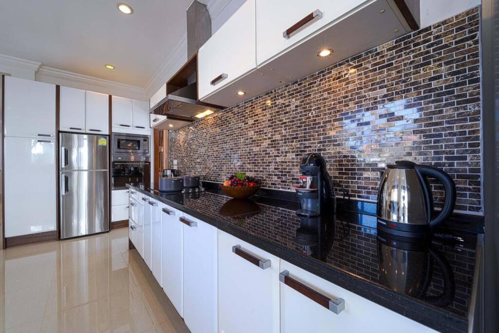 Luxurious 5-bedroom Private Pool Villa! Pv5 Villa *