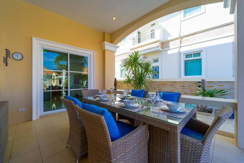Luxurious 5-bedroom Private Pool Villa! Pv5 * Hua Hin