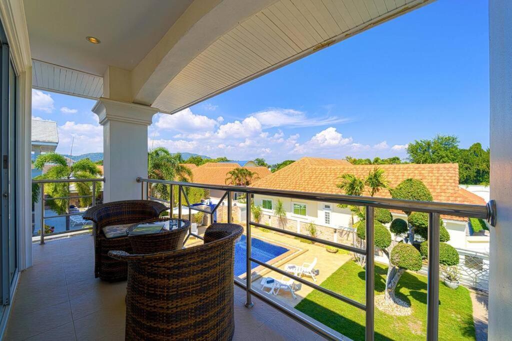 Villa Luxurious 5-bedroom Private Pool Villa! Pv5 Hua Hin