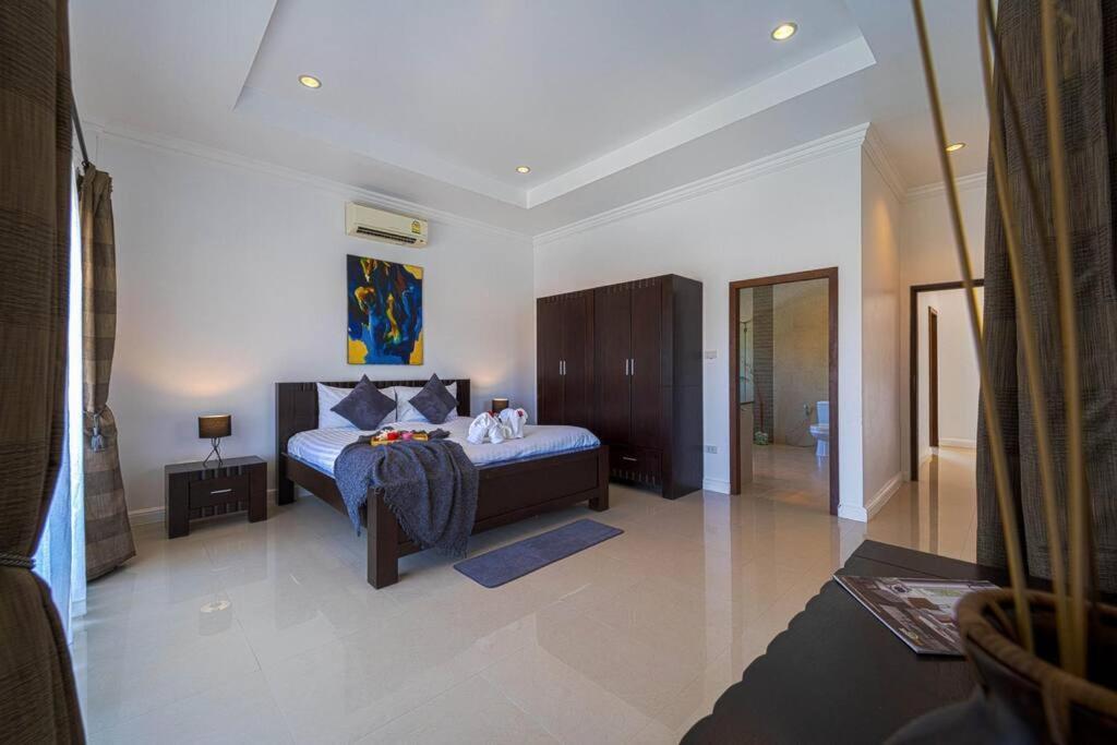 Luxurious 5-bedroom Private Pool Villa! Pv5
